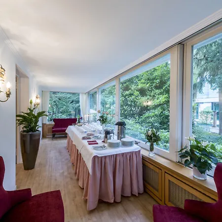 מלון Parkhotel Atlantic 3*