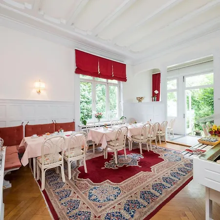 Parkhotel Atlantic Отель 3*